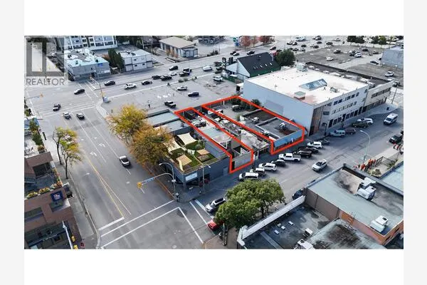 455 & 477 Leon Avenue