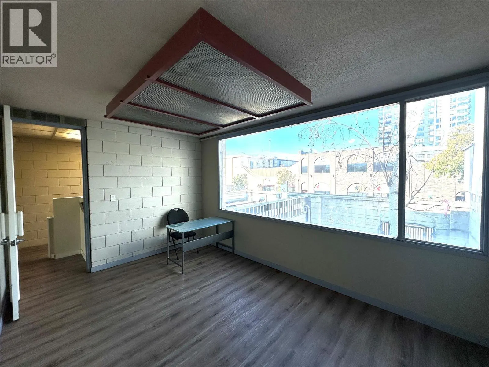 455 & 477 Leon Avenue