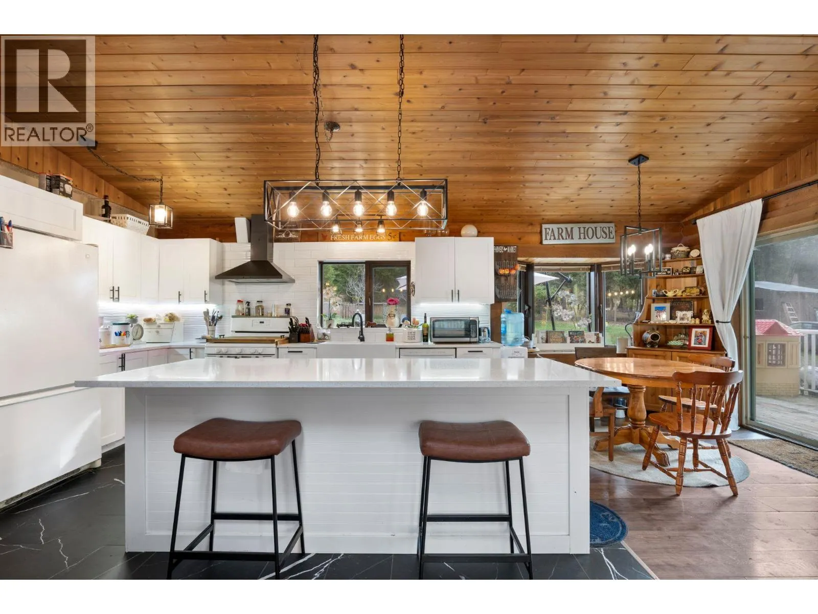 4148 DIXON MOUNTAIN Road