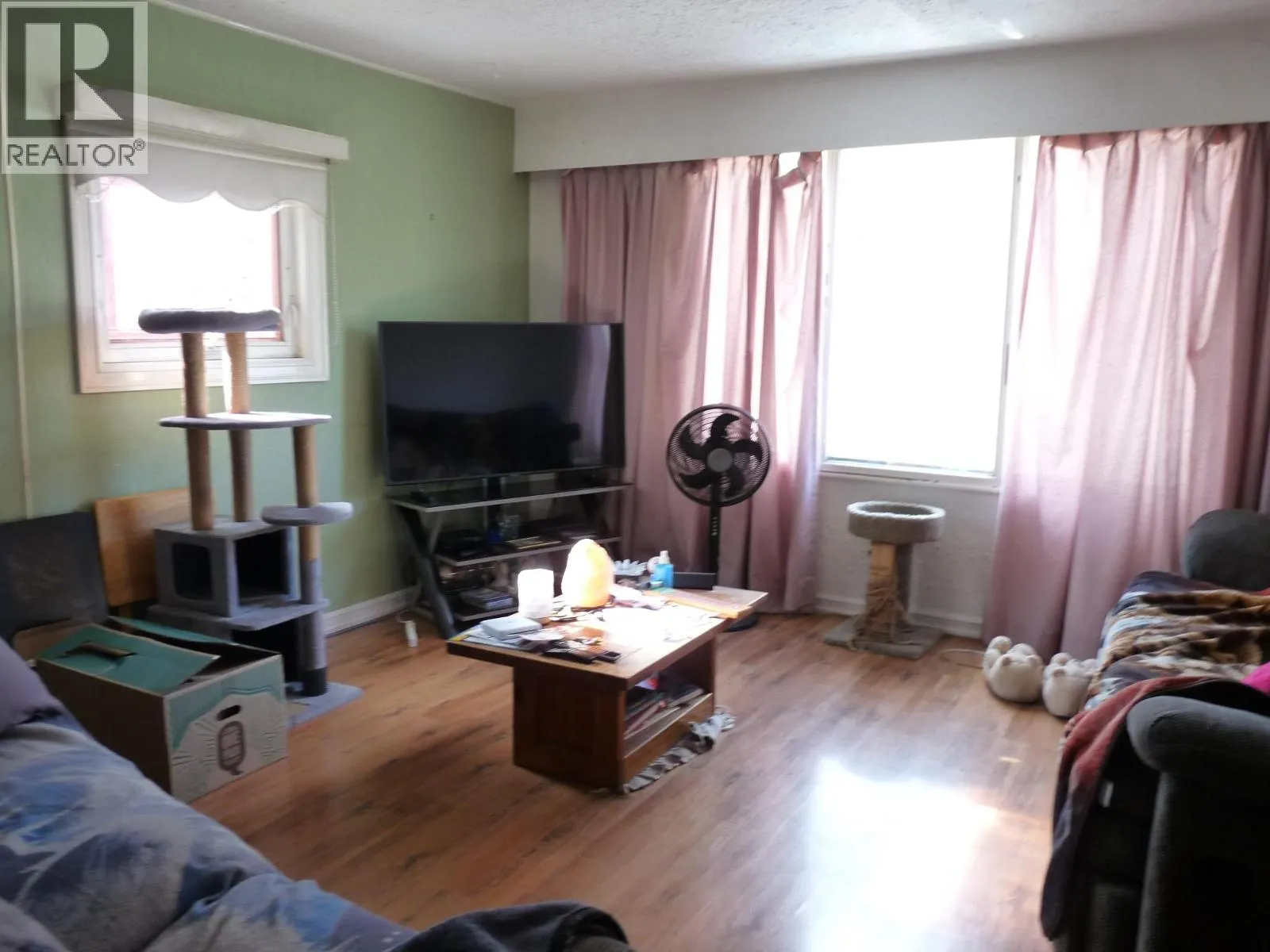 1160 Meadow Lane