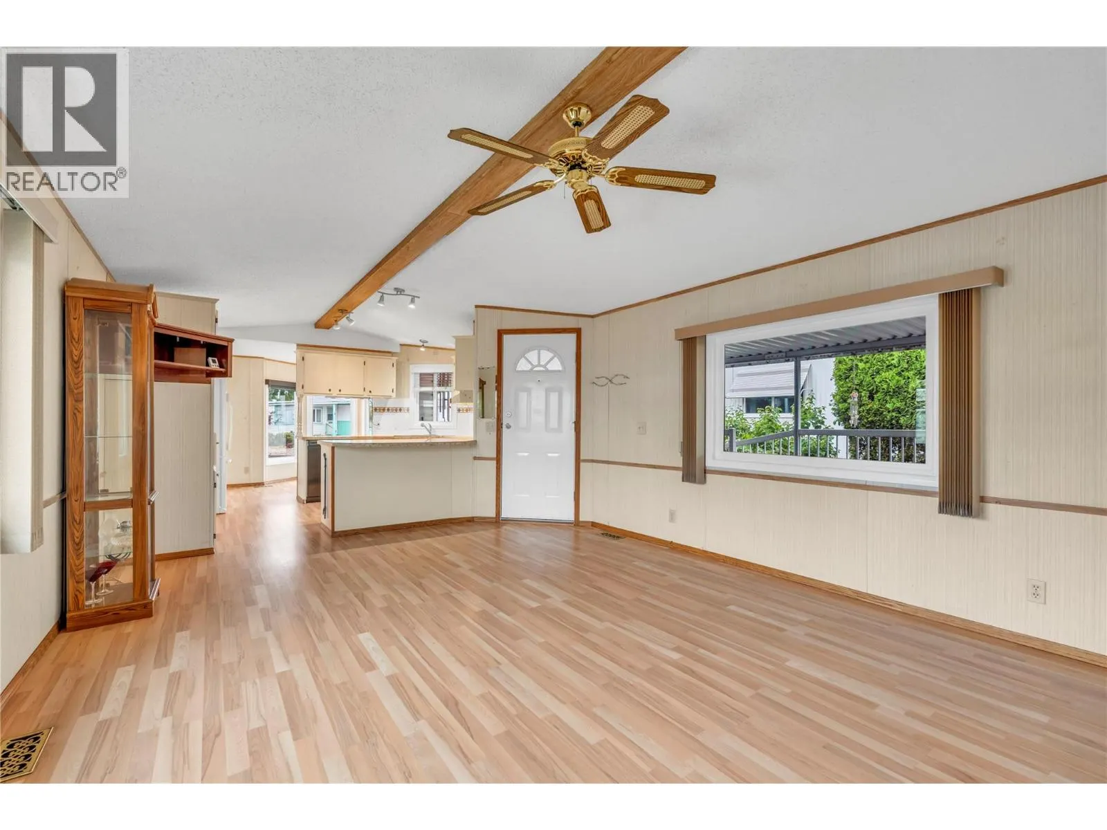 98 Okanagan Avenue E Unit# 25