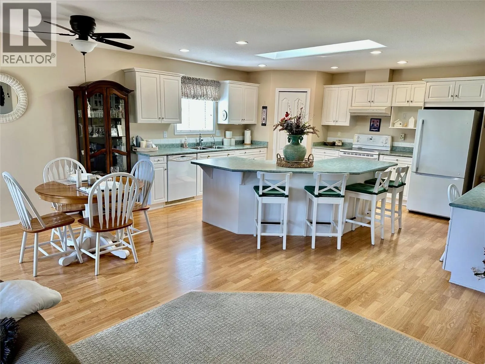 534 Redwing Drive