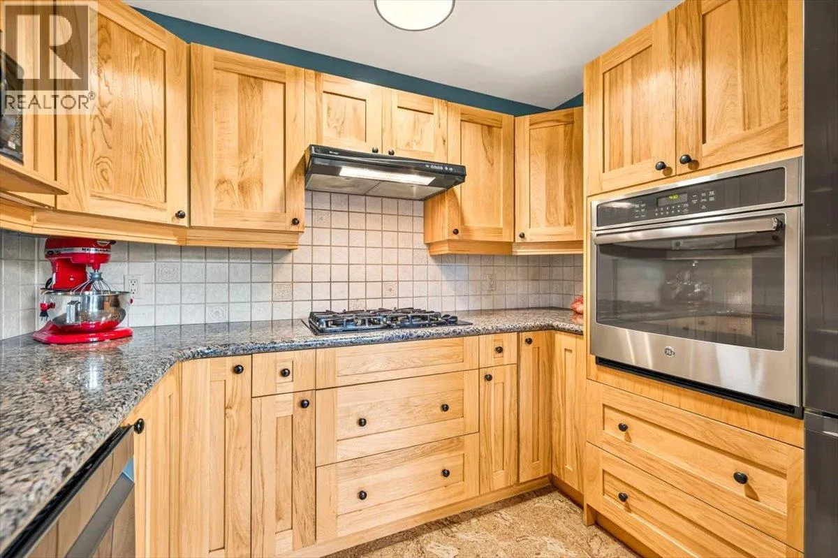 15 ALPINE TRAIL Crescent