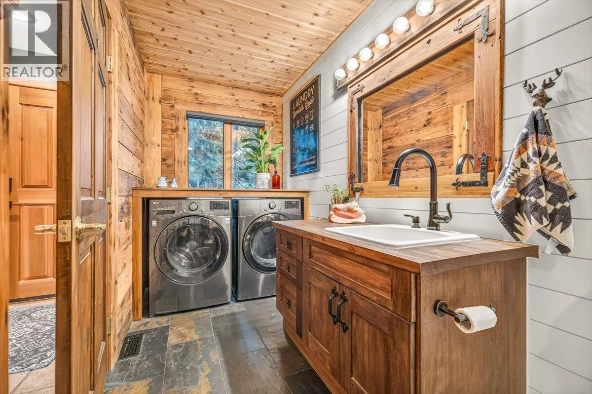 15 ALPINE TRAIL Crescent