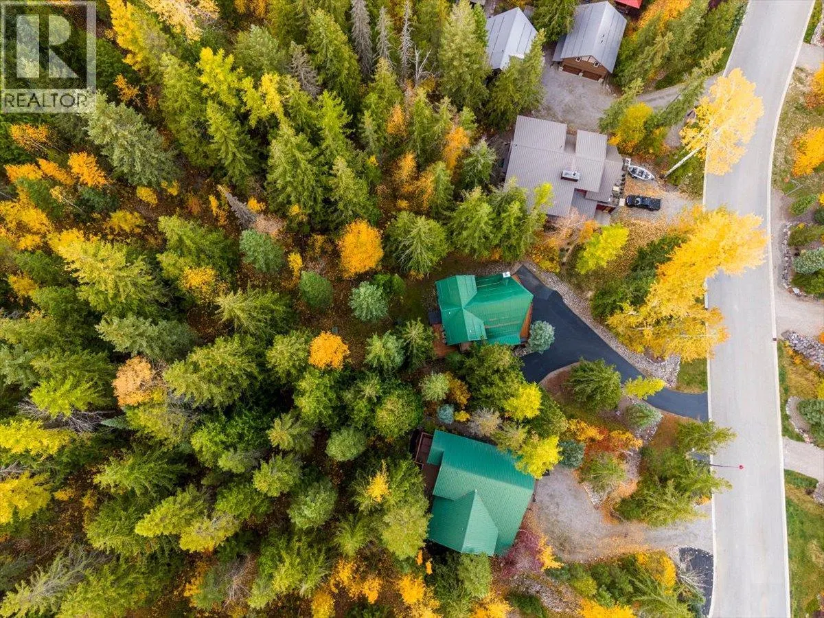 15 ALPINE TRAIL Crescent
