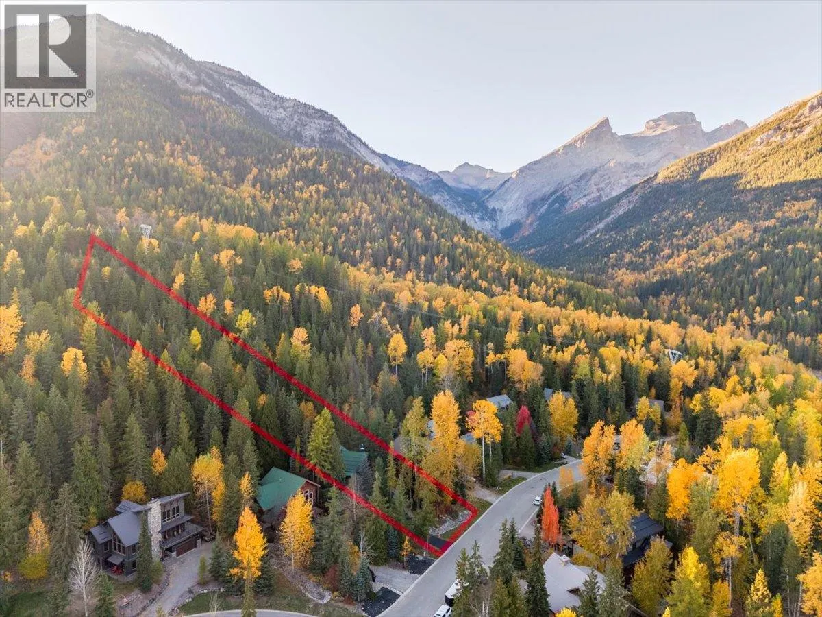15 ALPINE TRAIL Crescent