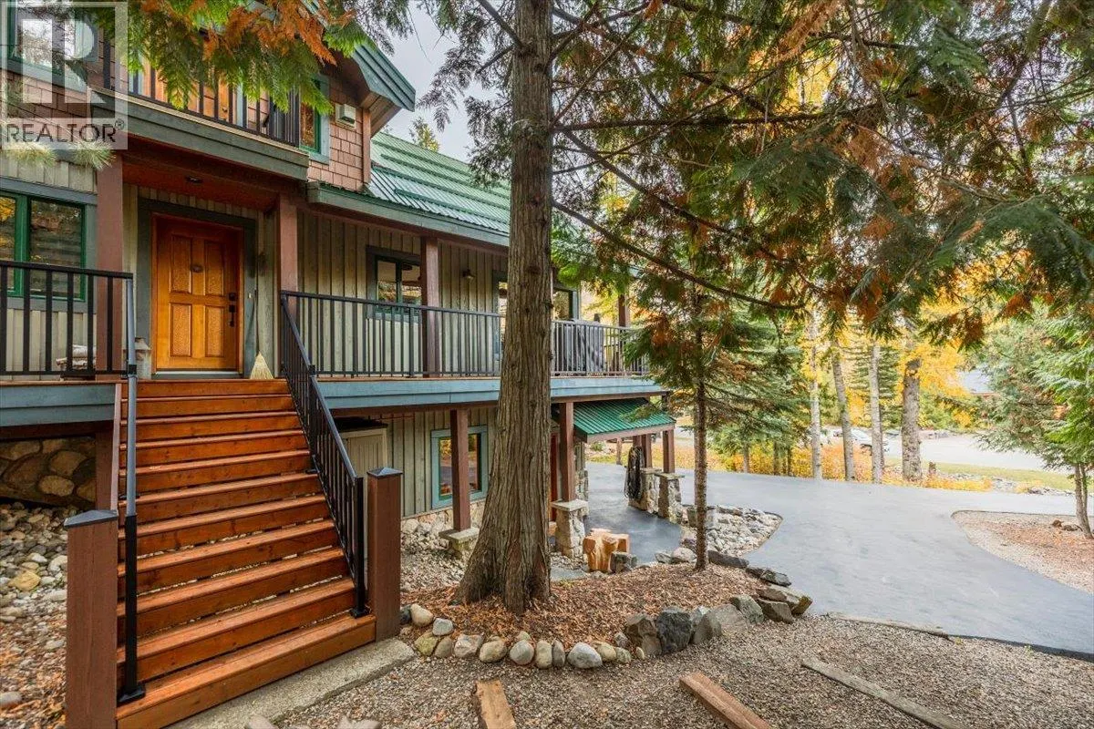 15 ALPINE TRAIL Crescent