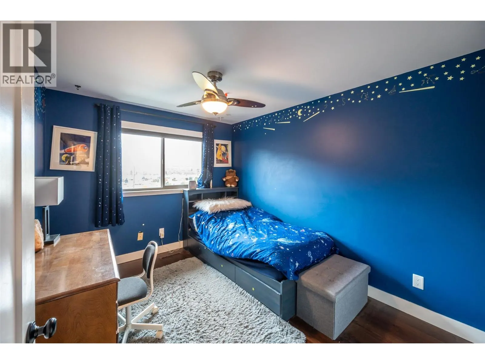 6521 BELLEVUE Drive