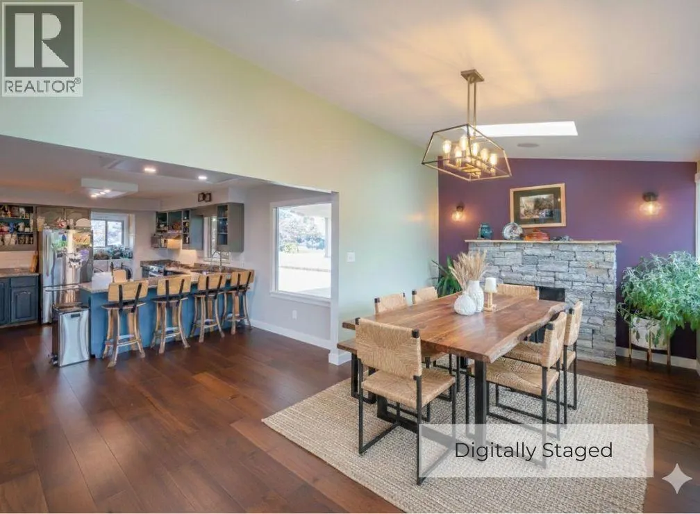 6521 BELLEVUE Drive