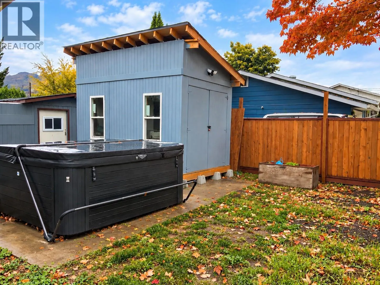 5503 South Vernon Court