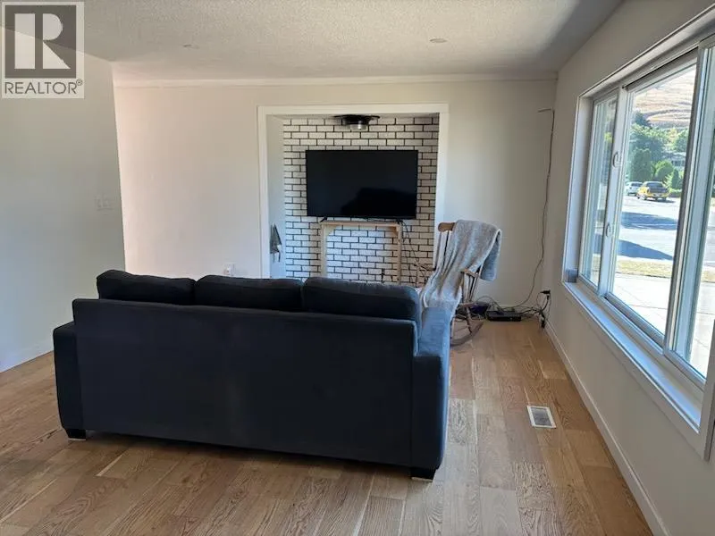 5503 South Vernon Court