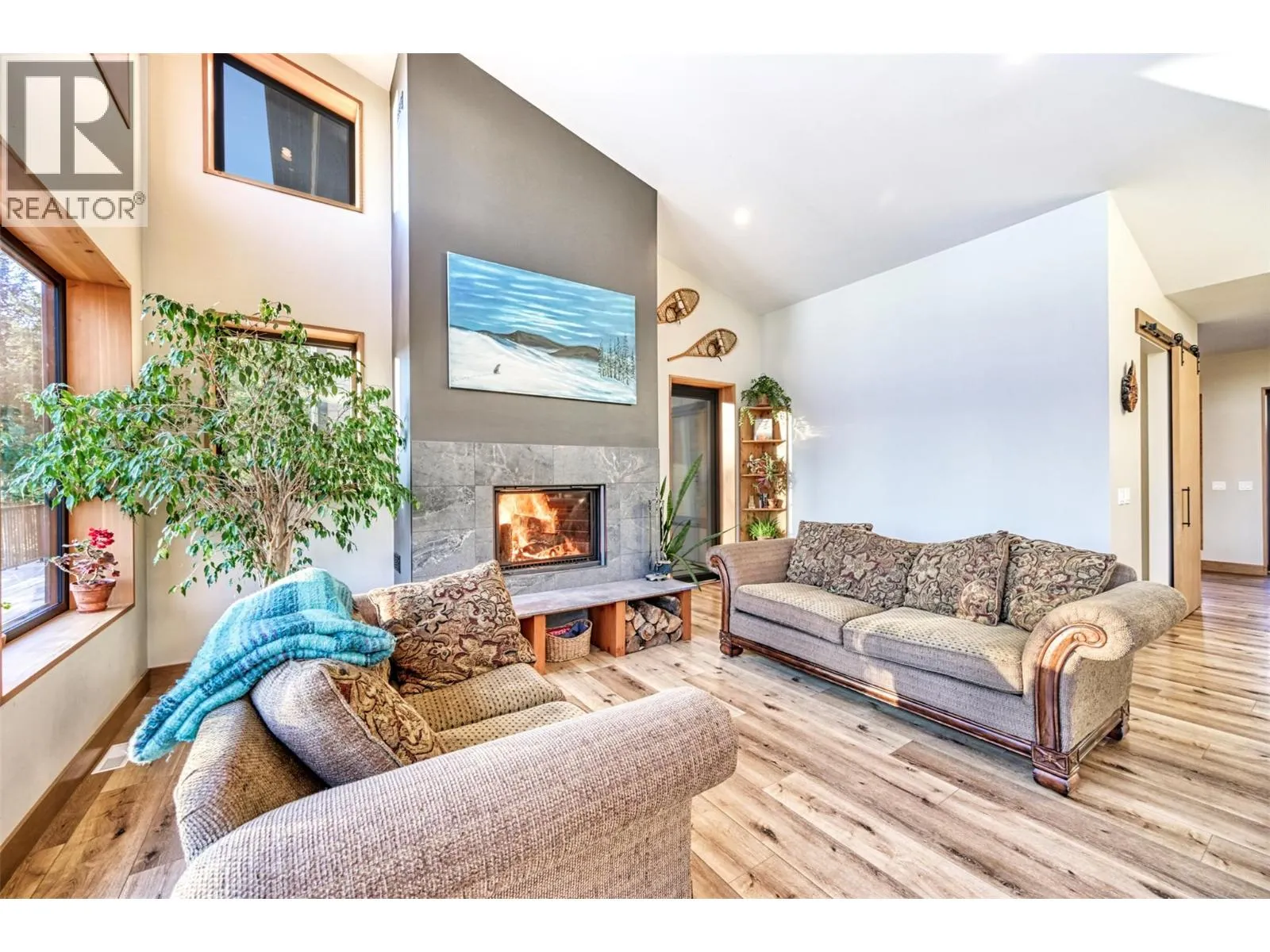 6211 BUGABOO Drive