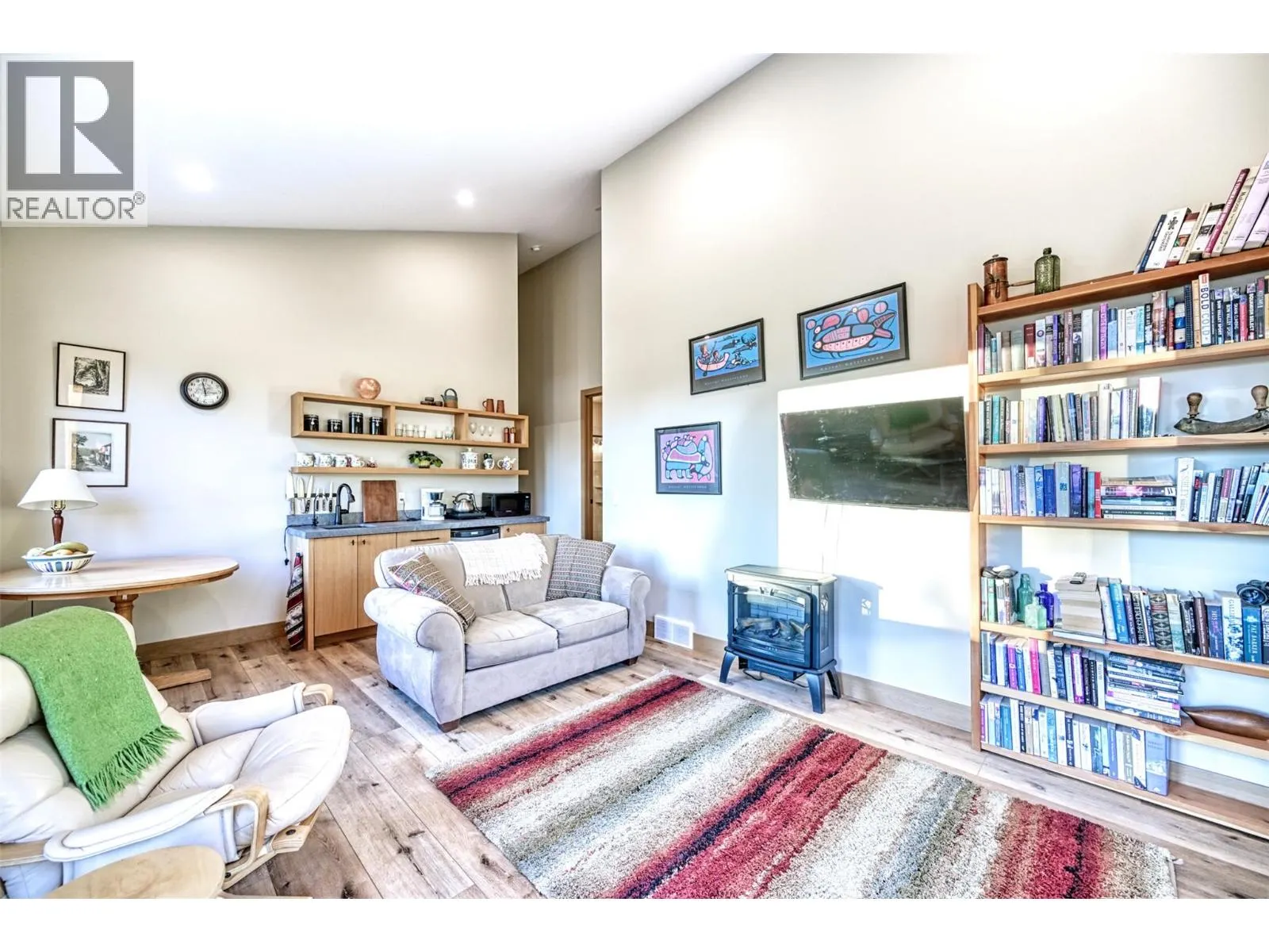 6211 BUGABOO Drive