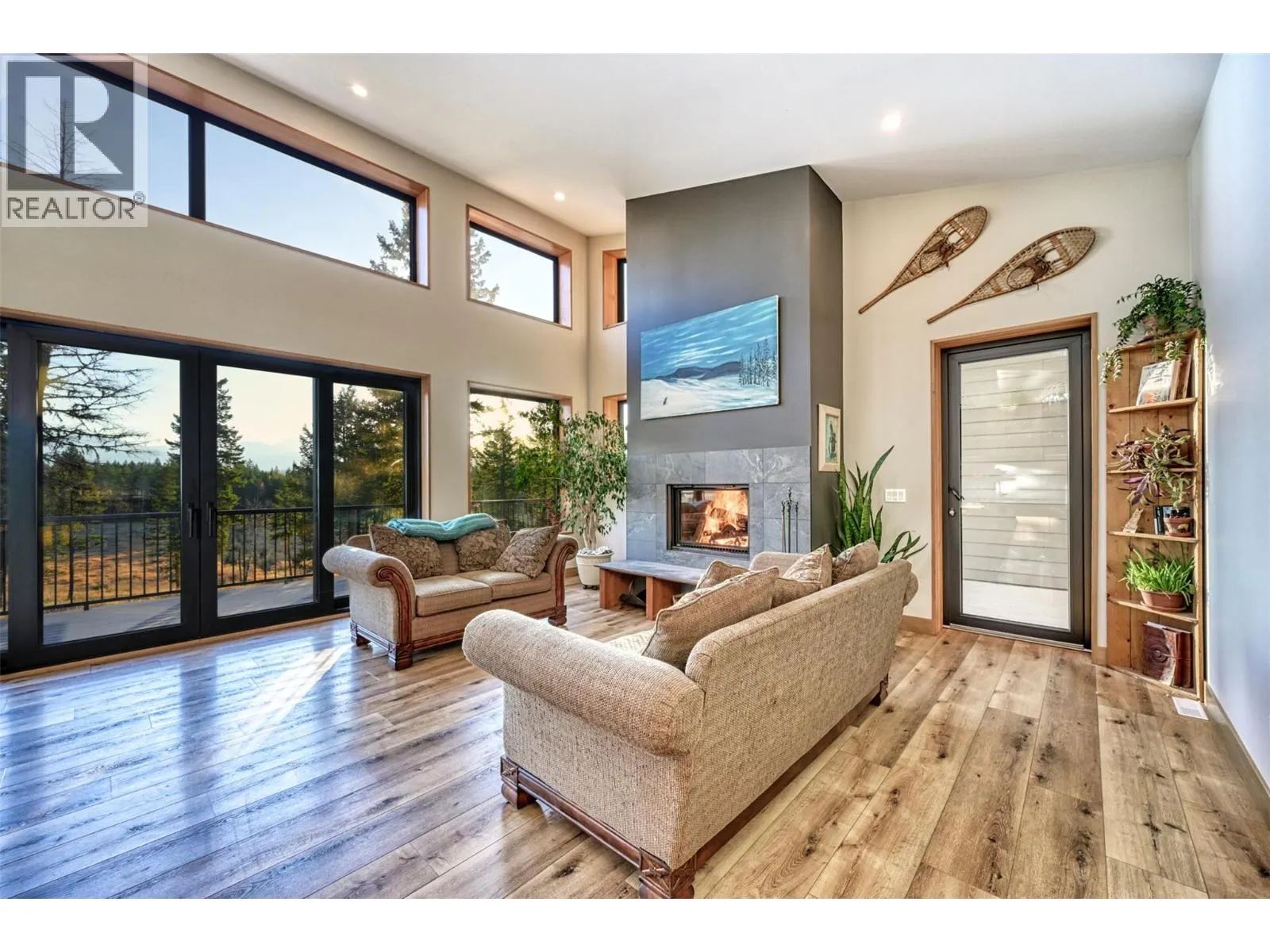 6211 BUGABOO Drive