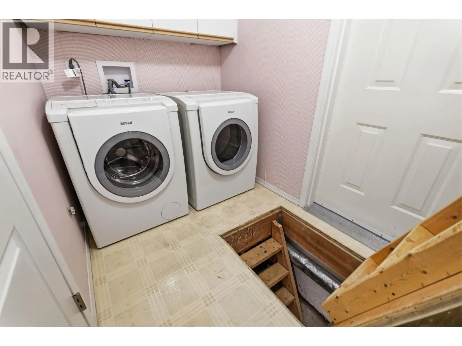 650 Lexington Drive Unit# 212