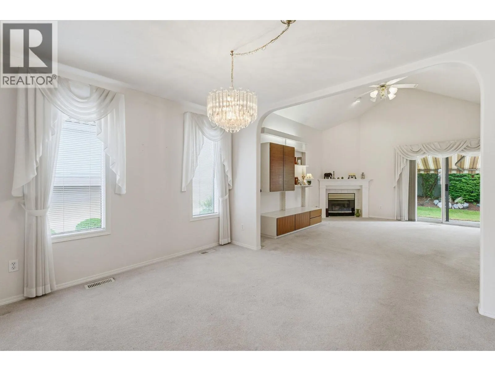 650 Lexington Drive Unit# 212