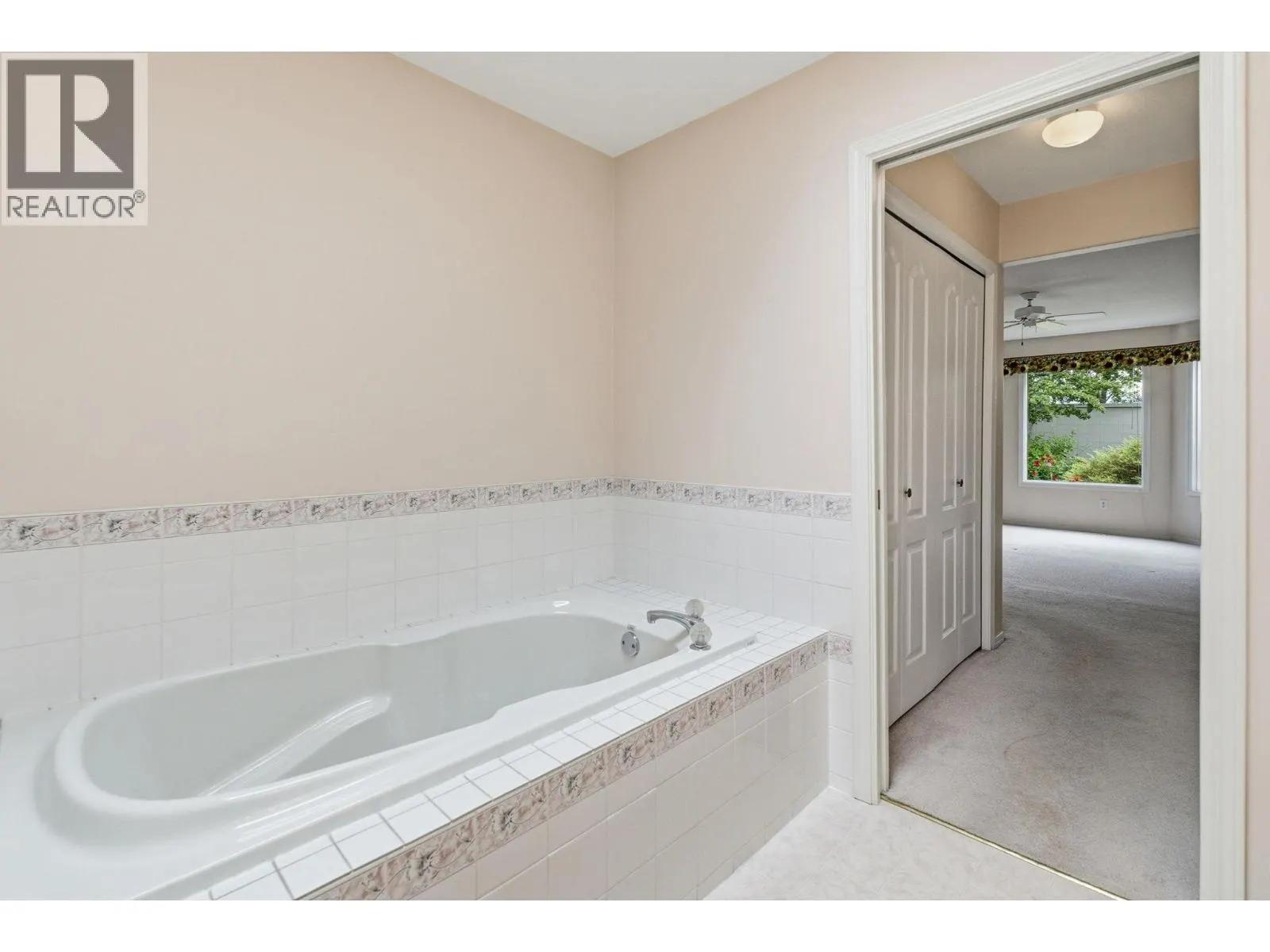 650 Lexington Drive Unit# 212