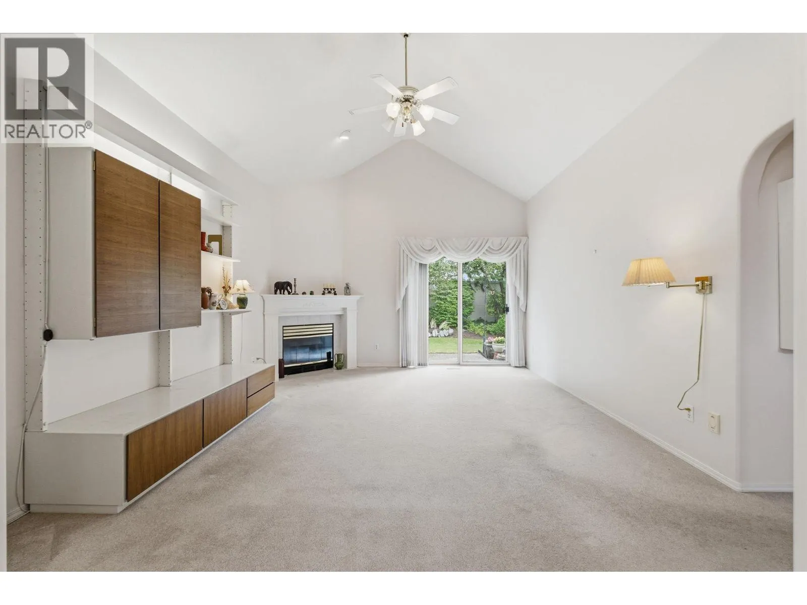 650 Lexington Drive Unit# 212