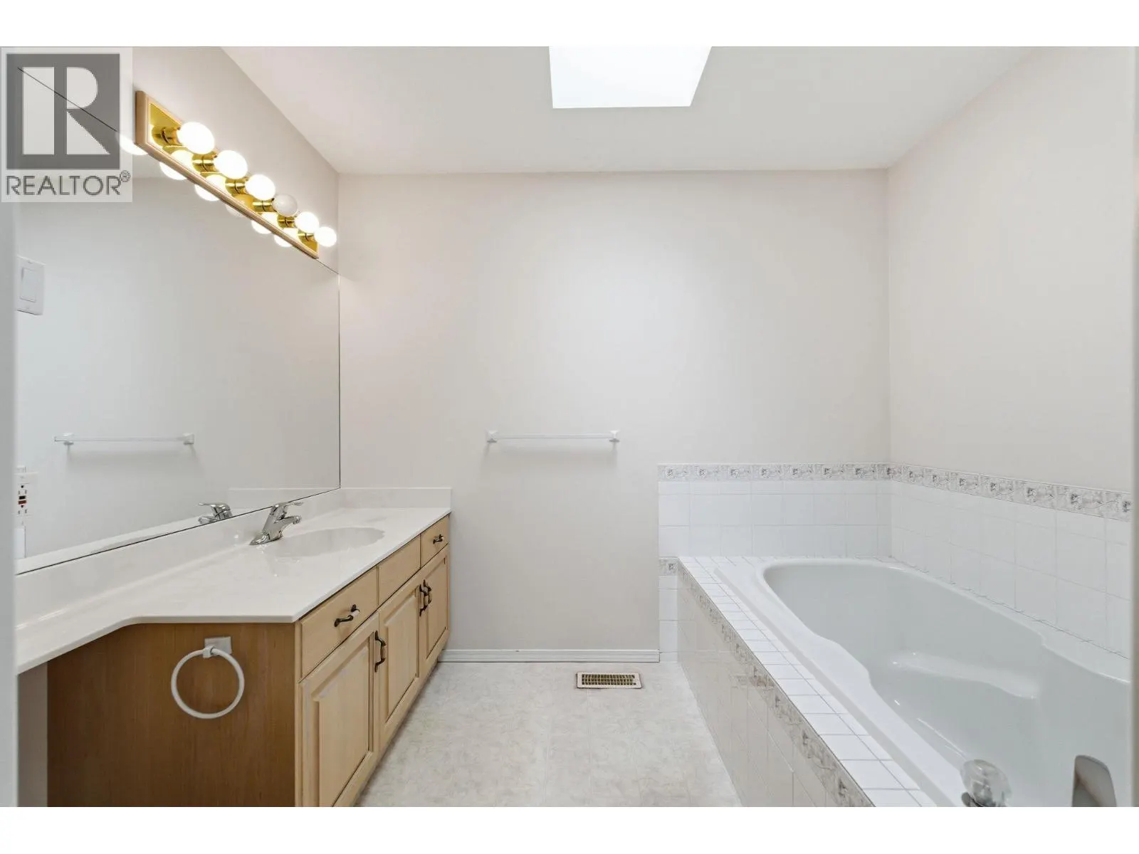 650 Lexington Drive Unit# 212