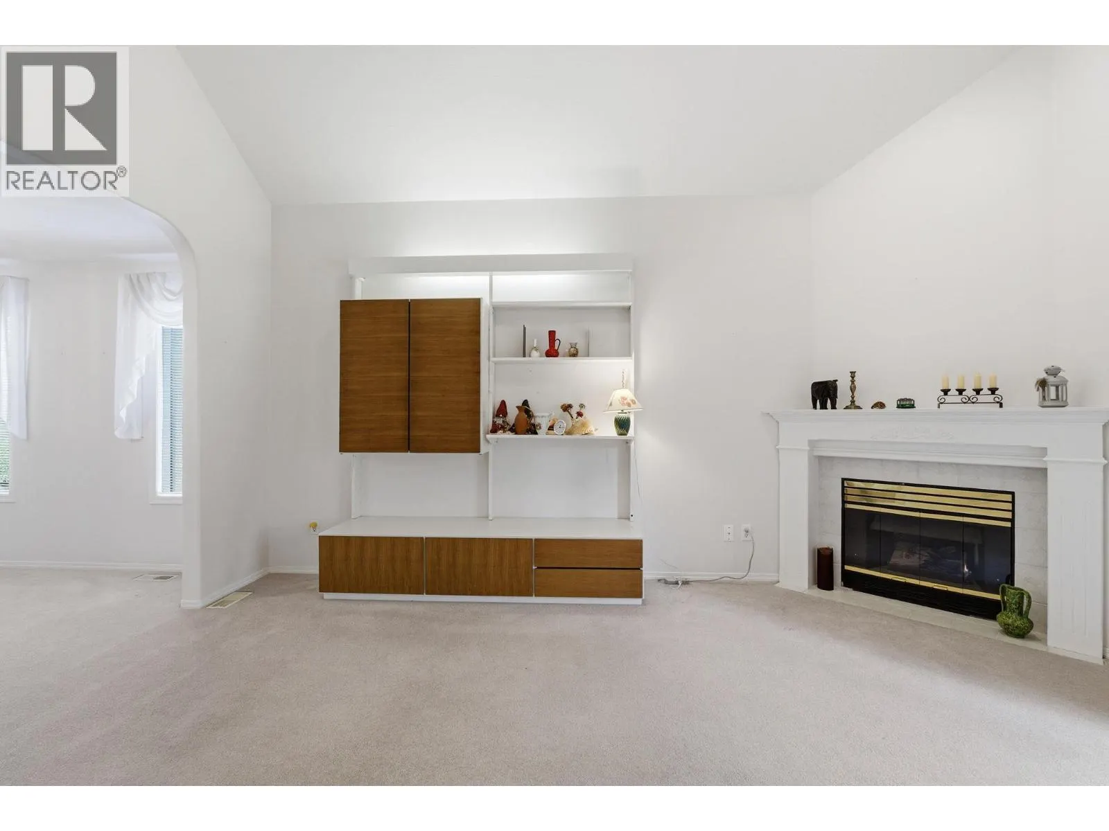 650 Lexington Drive Unit# 212