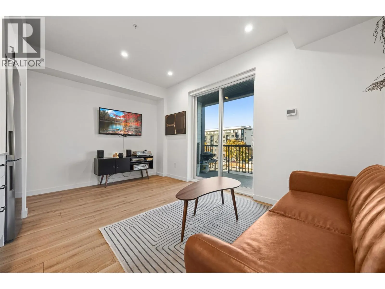 660 Cawston Avenue Unit# 311