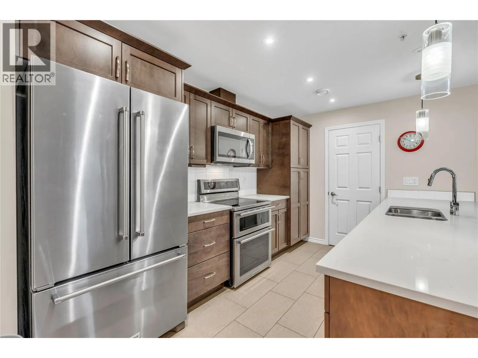 3346 SKAHA LAKE Road Unit# 704