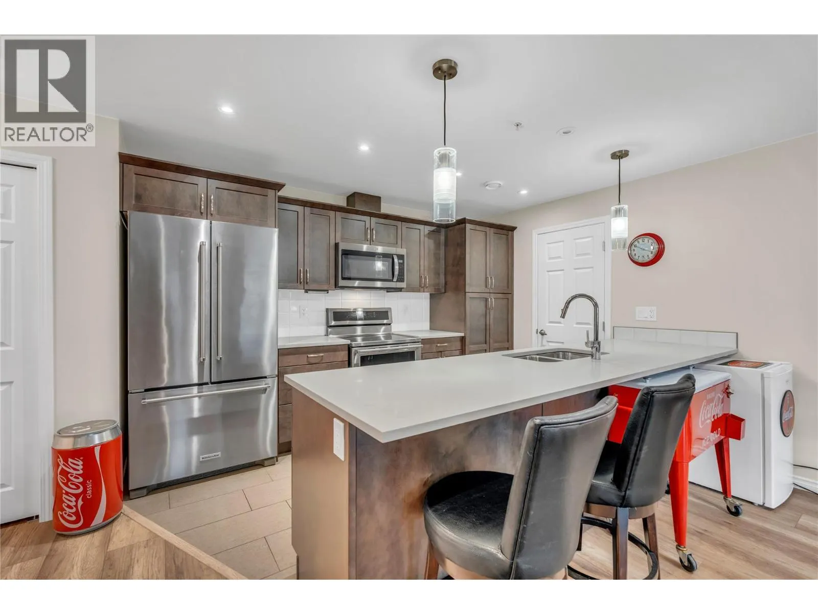 3346 SKAHA LAKE Road Unit# 704