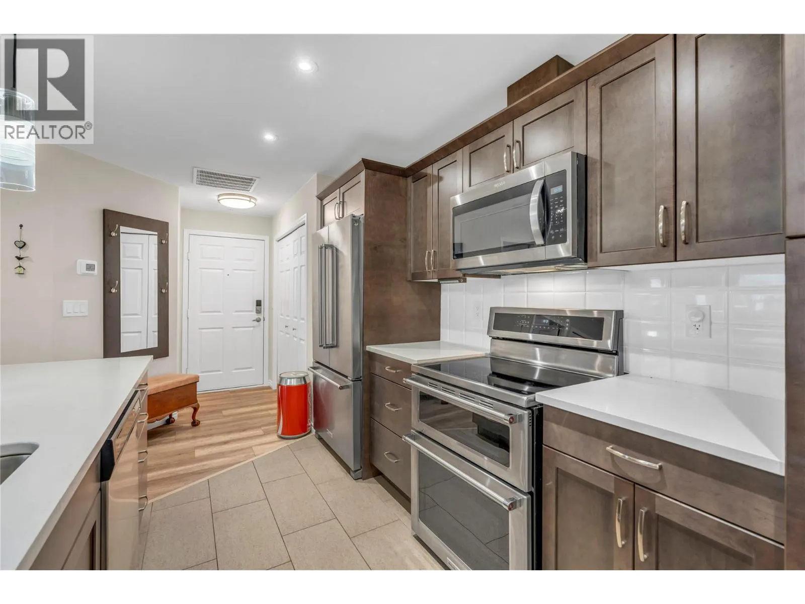 3346 SKAHA LAKE Road Unit# 704