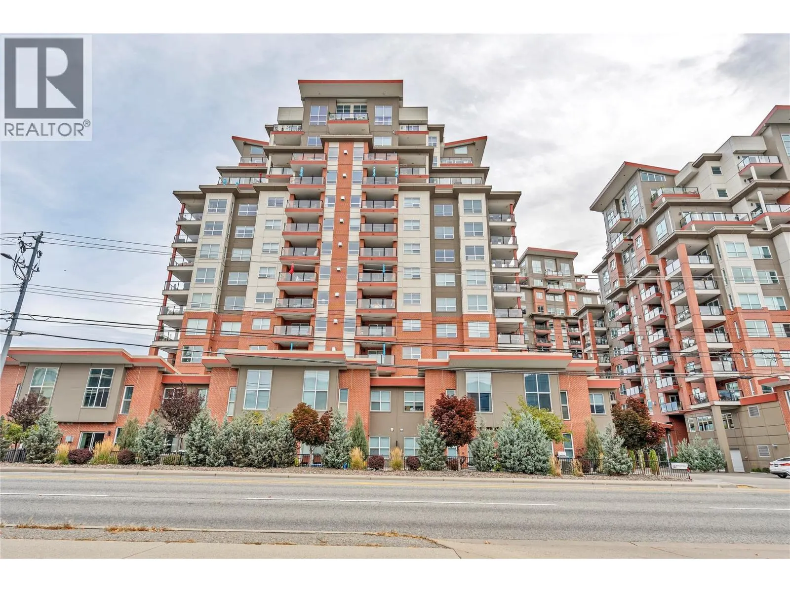 3346 SKAHA LAKE Road Unit# 704