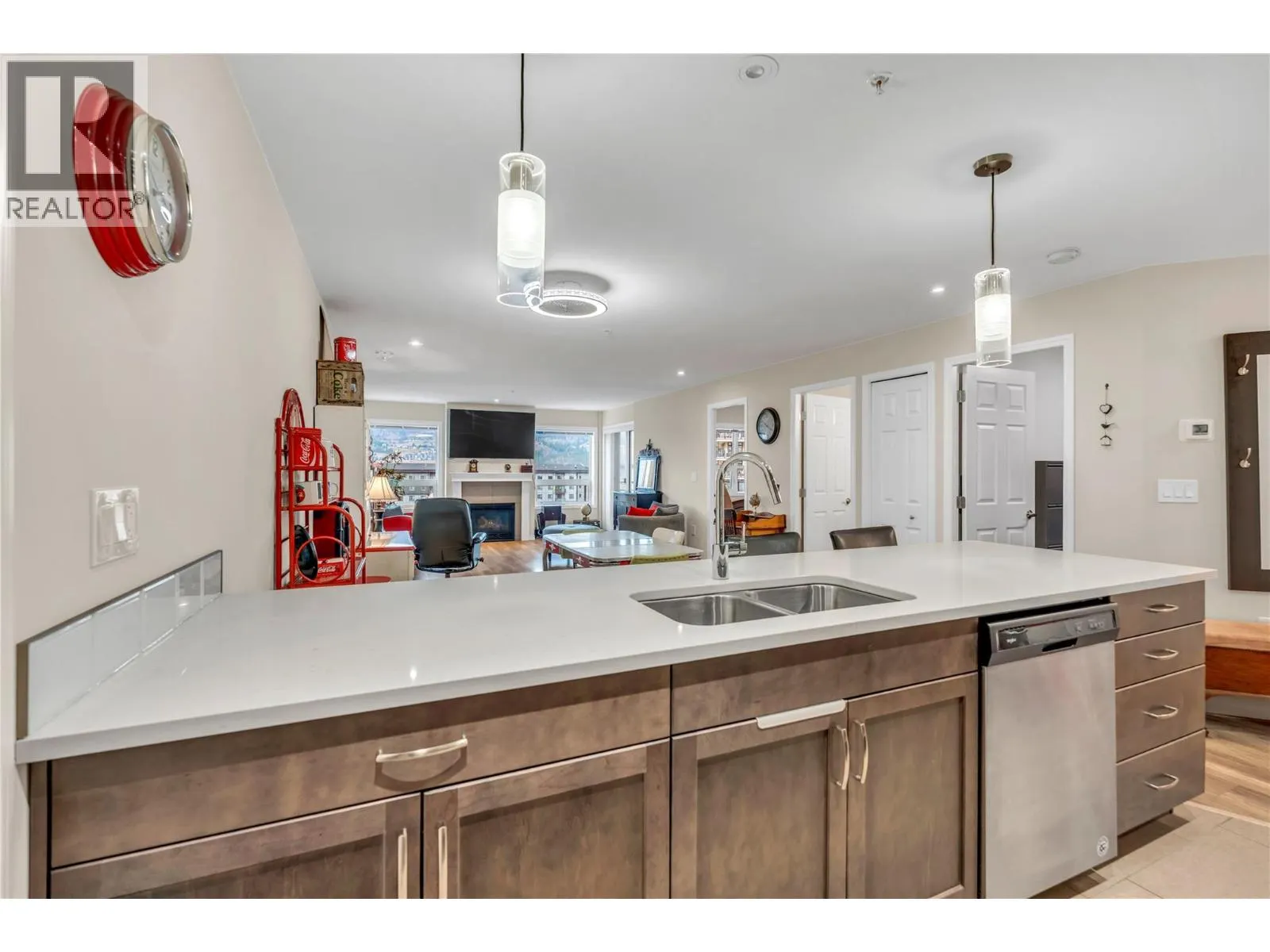 3346 SKAHA LAKE Road Unit# 704