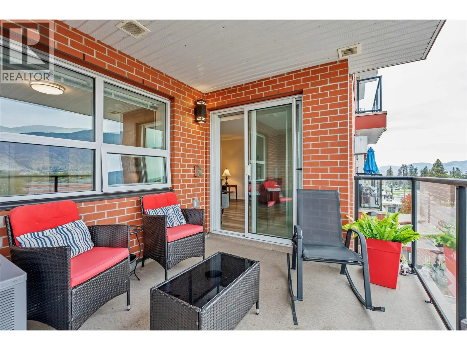 3346 SKAHA LAKE Road Unit# 704