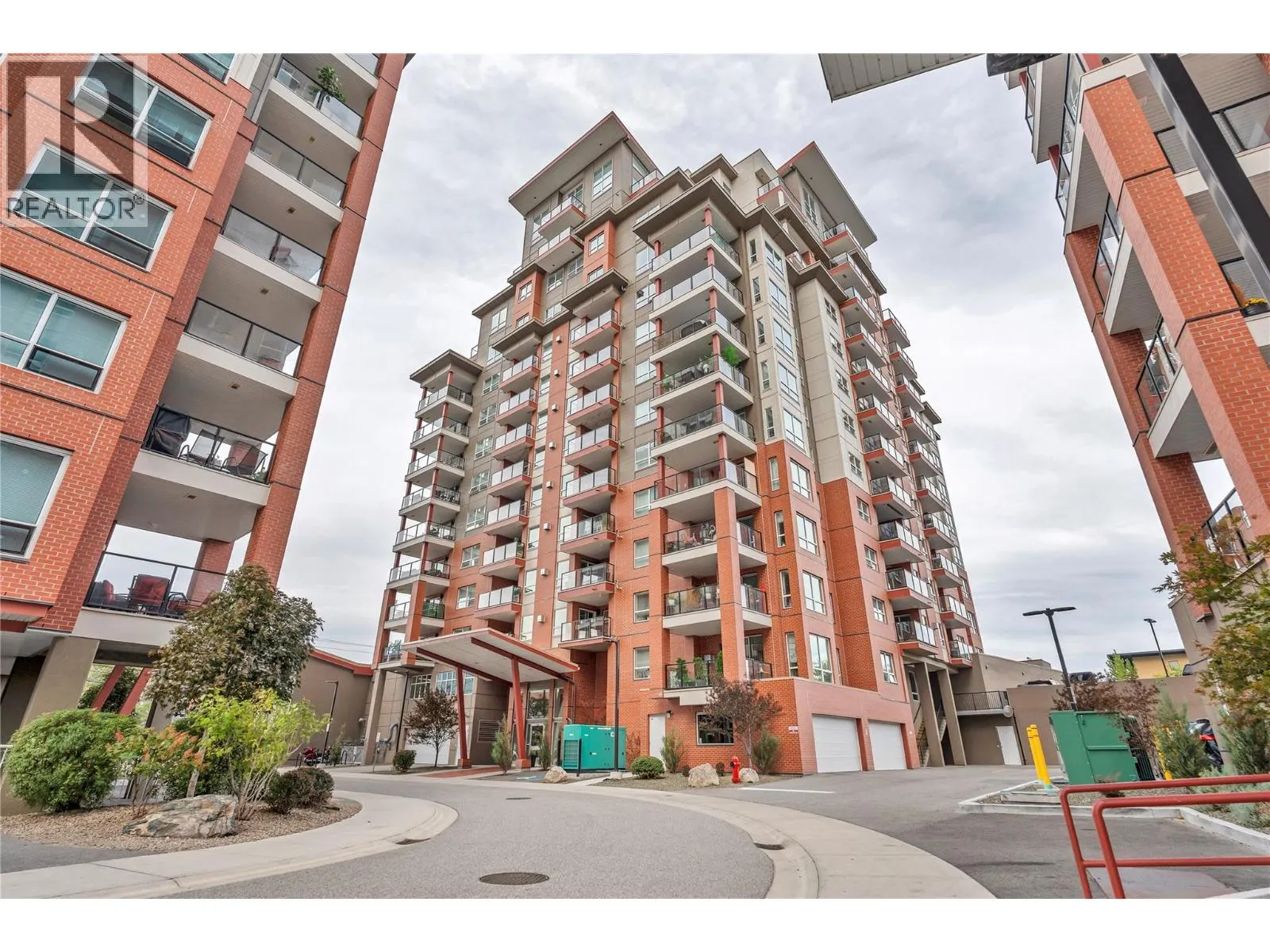 3346 SKAHA LAKE Road Unit# 704