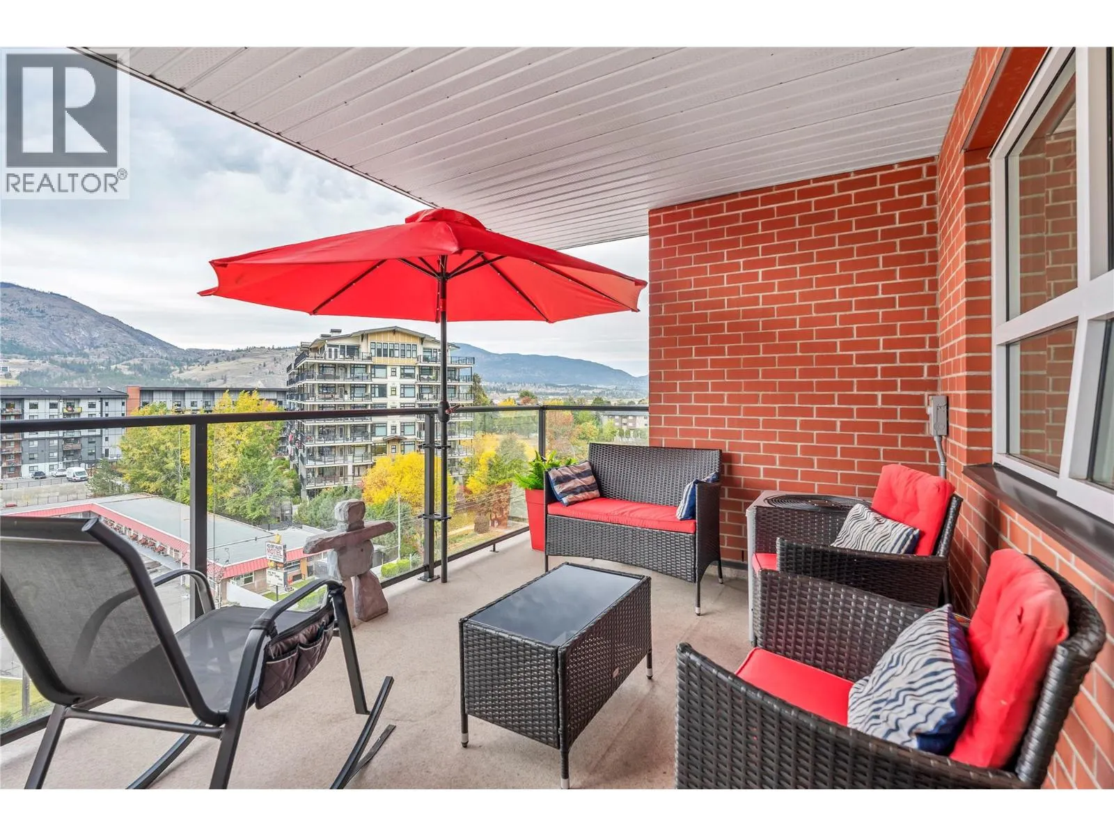 3346 SKAHA LAKE Road Unit# 704