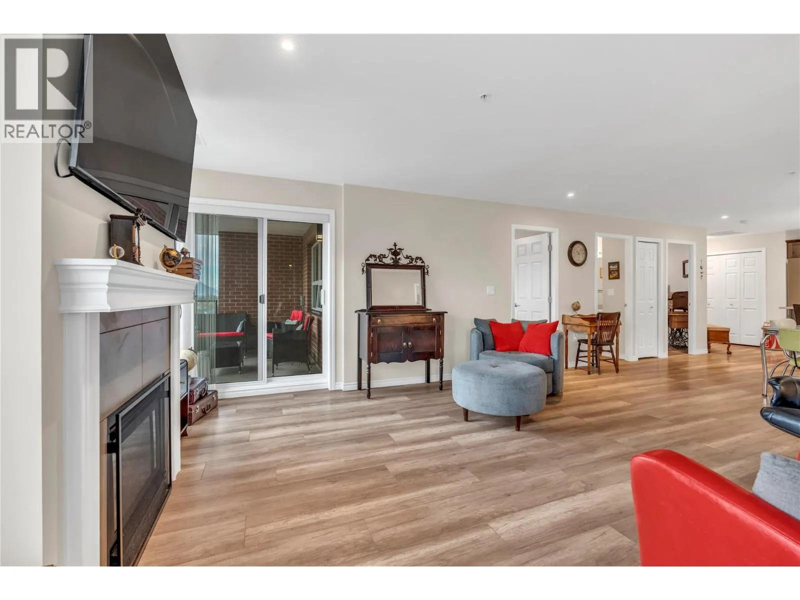 3346 SKAHA LAKE Road Unit# 704