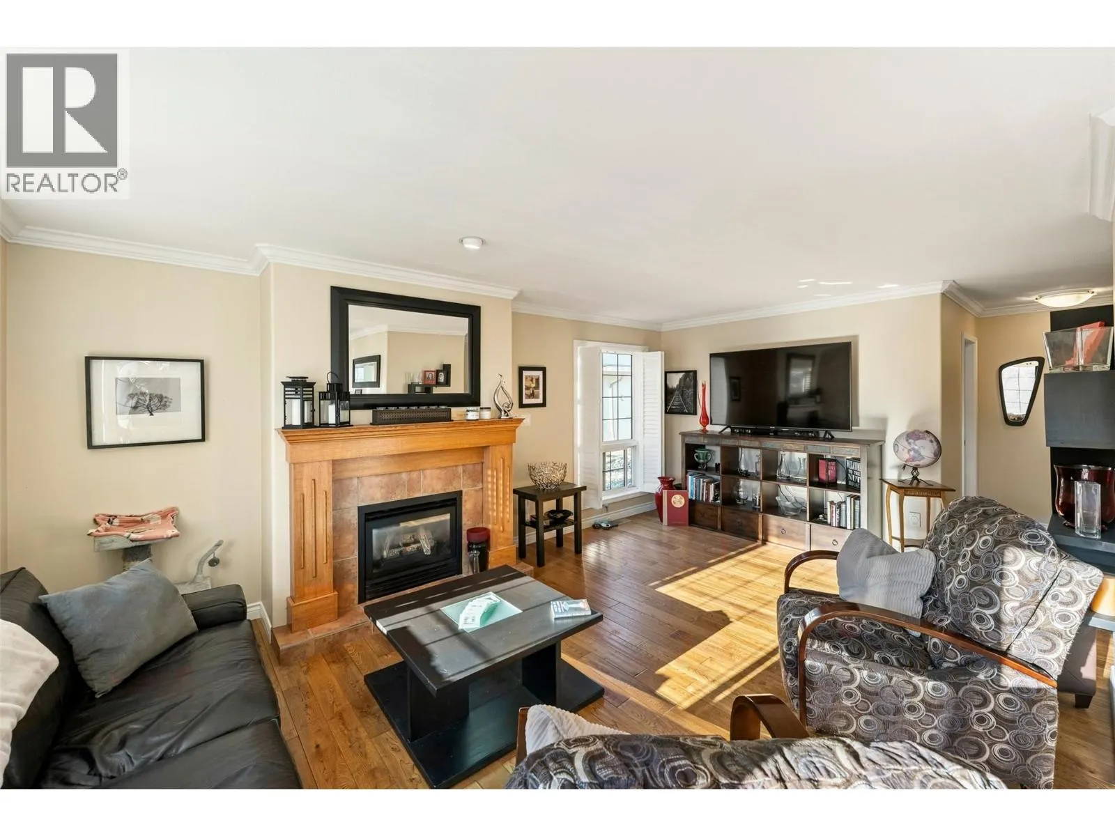 391 Ridge Place