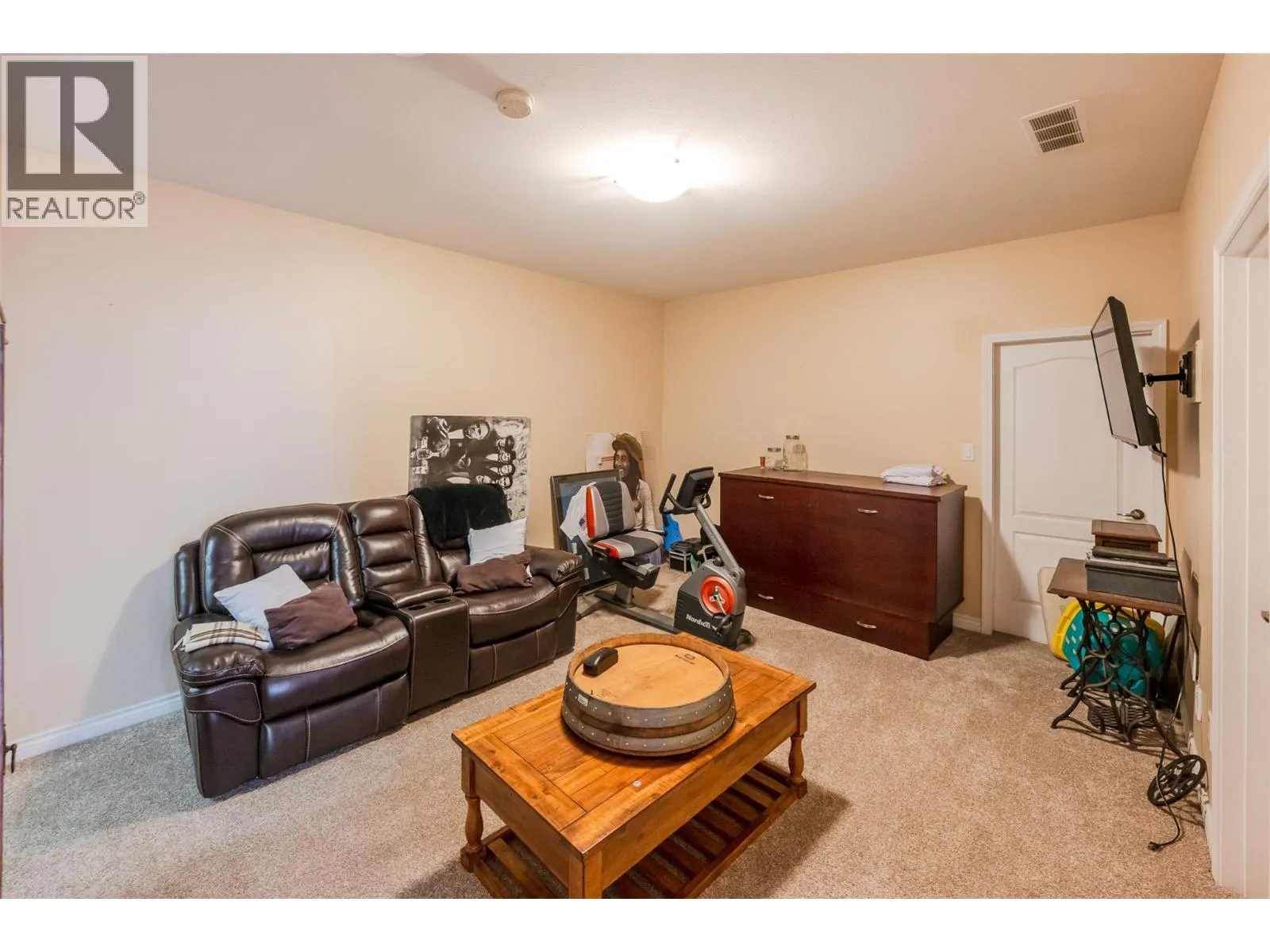 391 Ridge Place