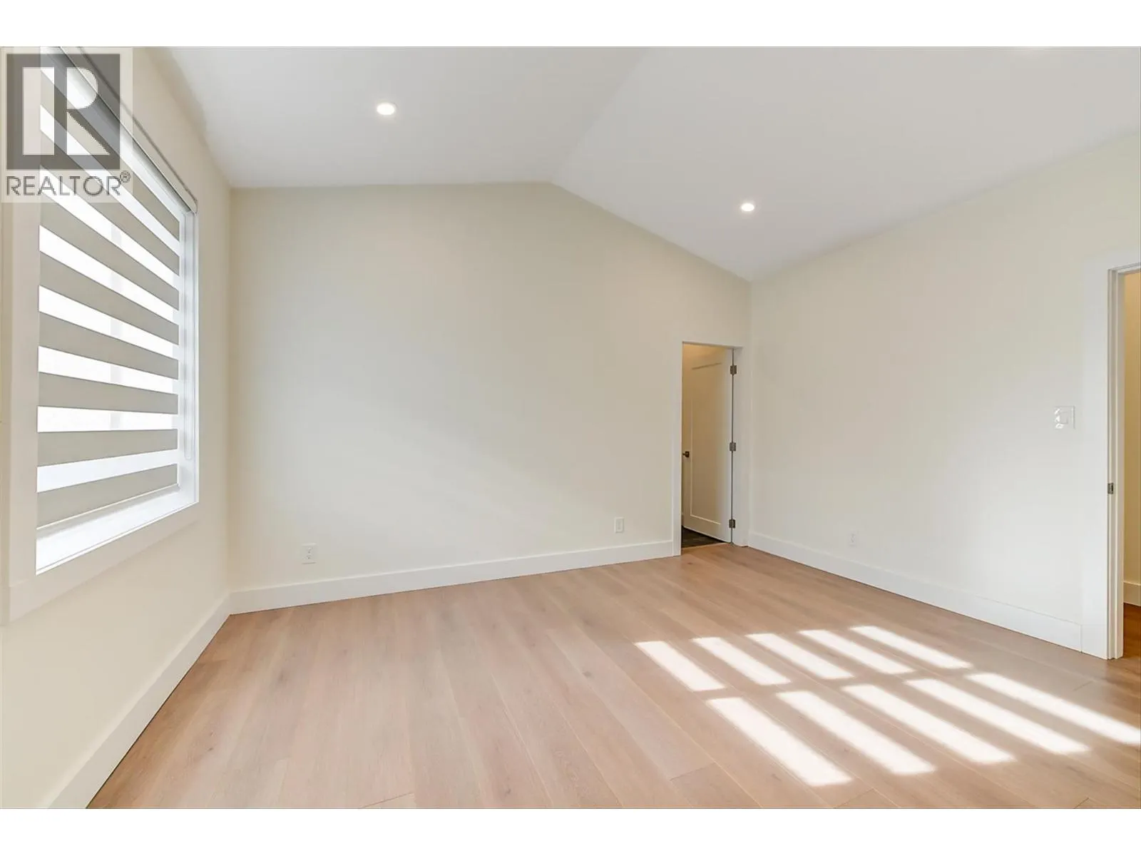 5084 Twinflower Crescent