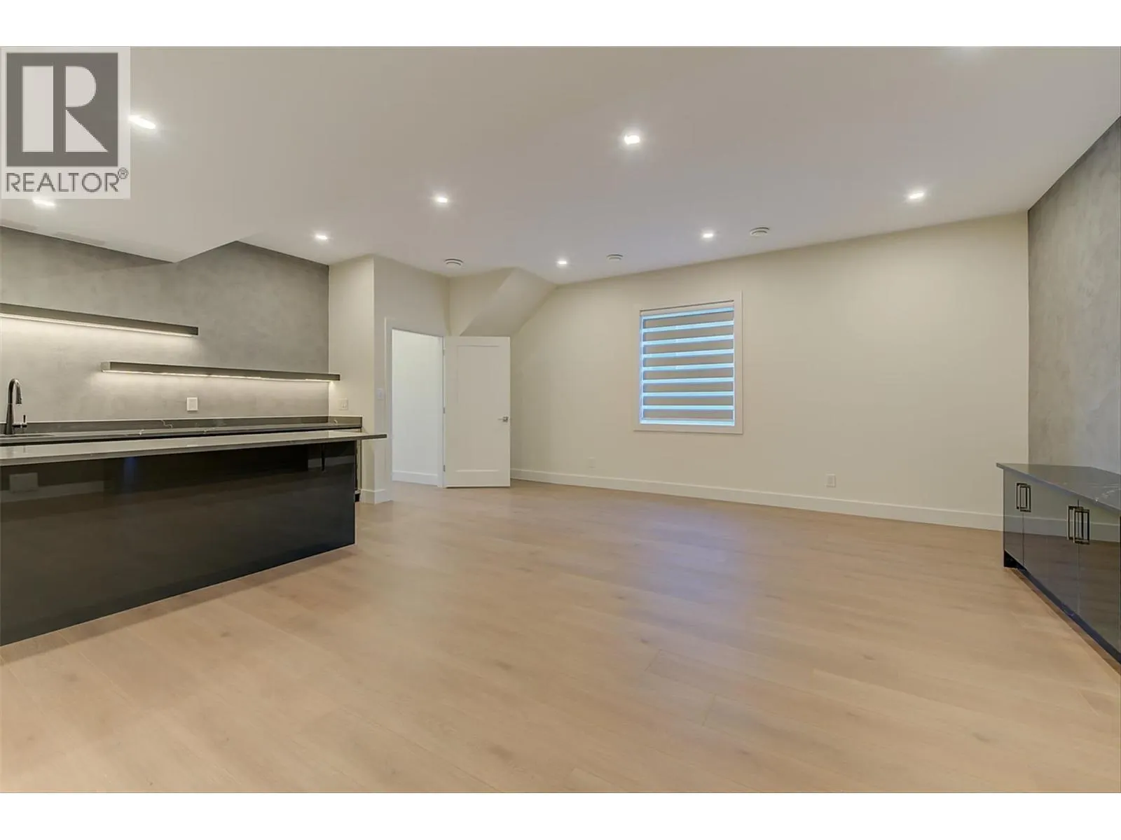 5084 Twinflower Crescent
