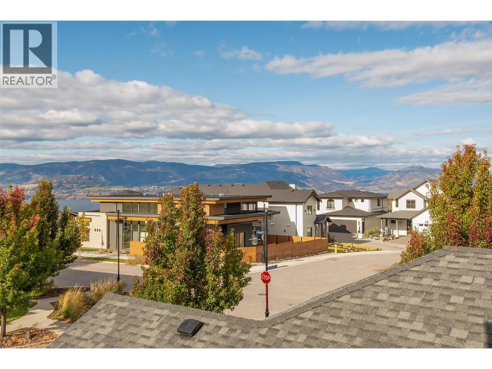 5084 Twinflower Crescent