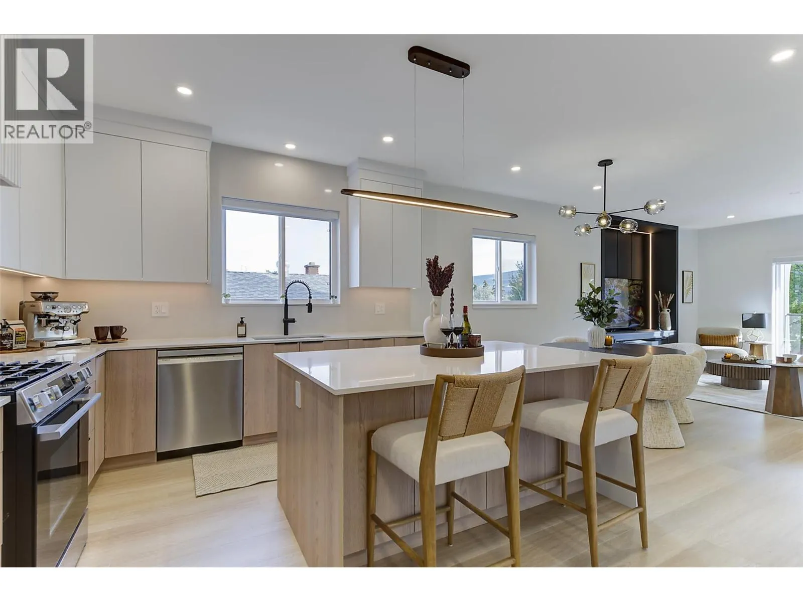 777 Coopland Crescent Unit# 1