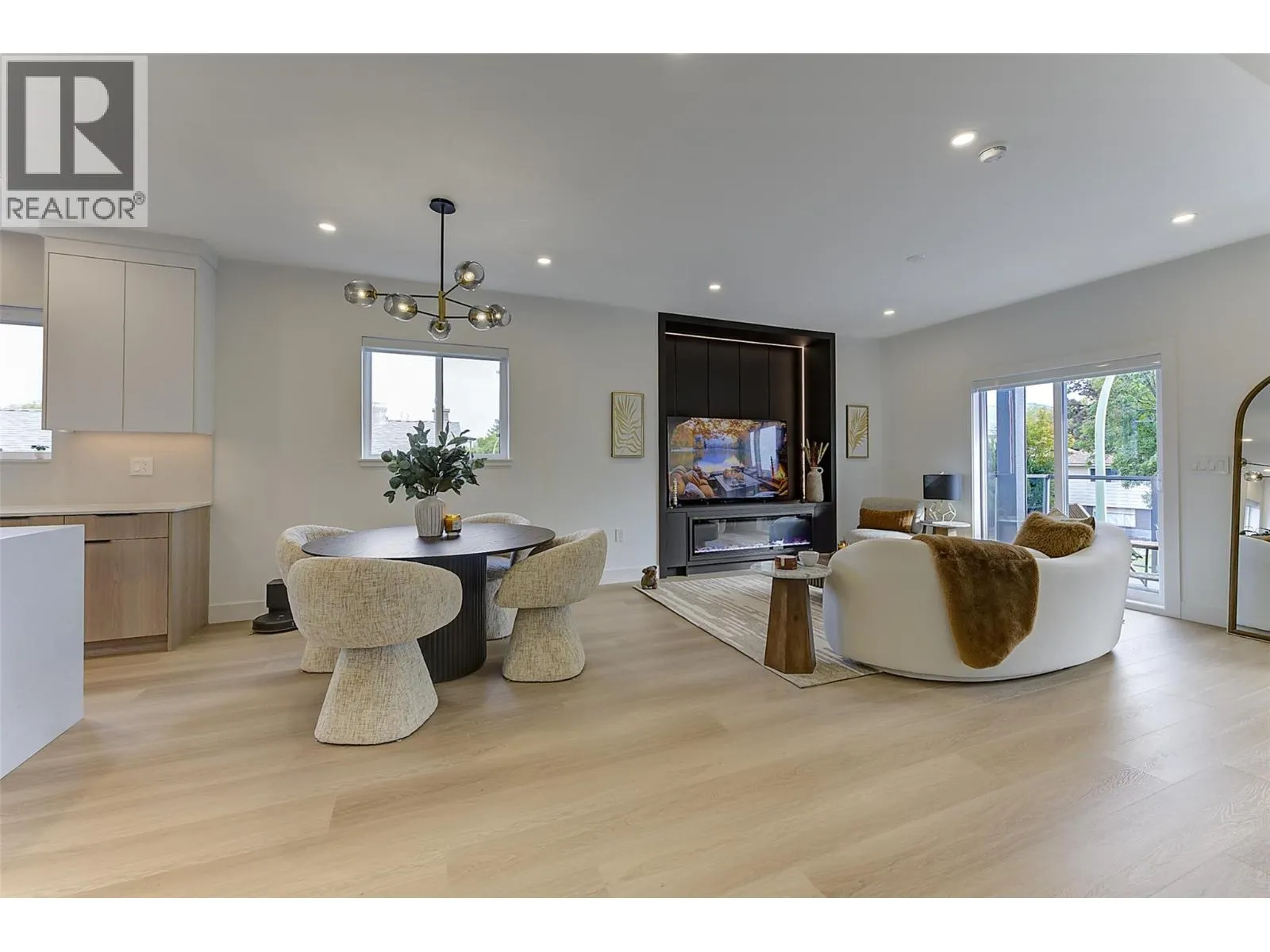 777 Coopland Crescent Unit# 1