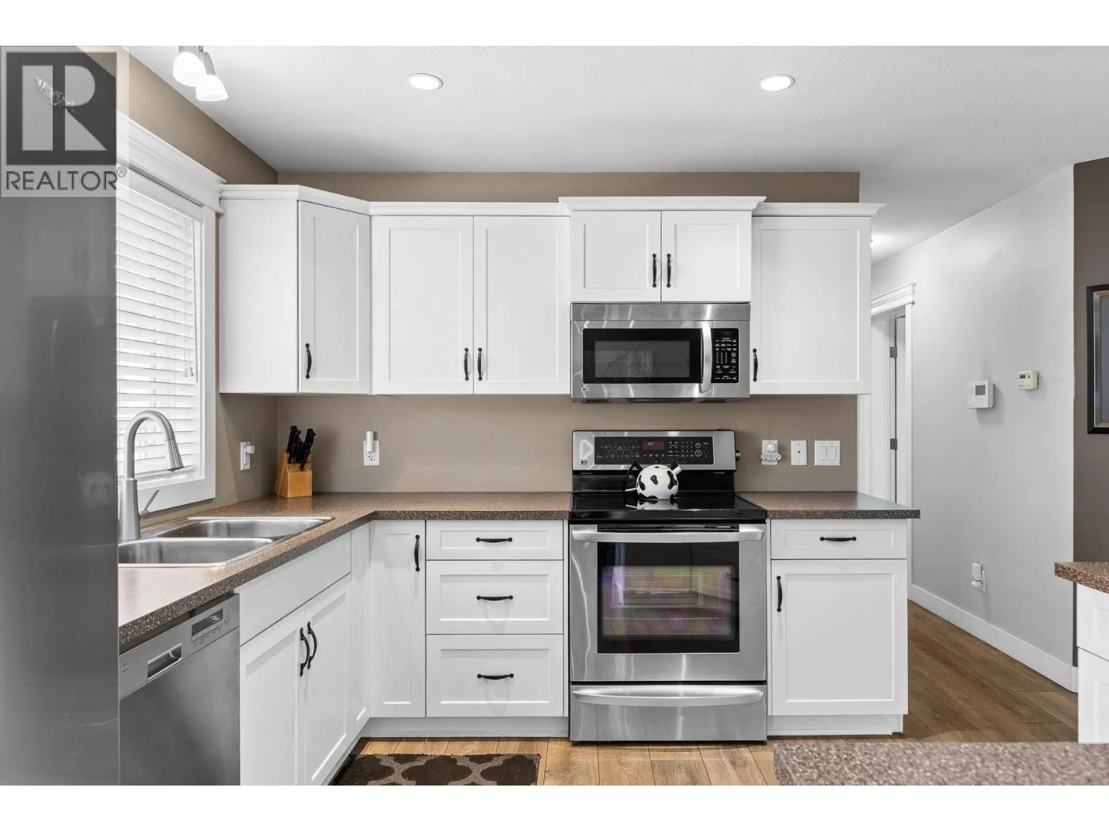 3360 Mimosa Drive