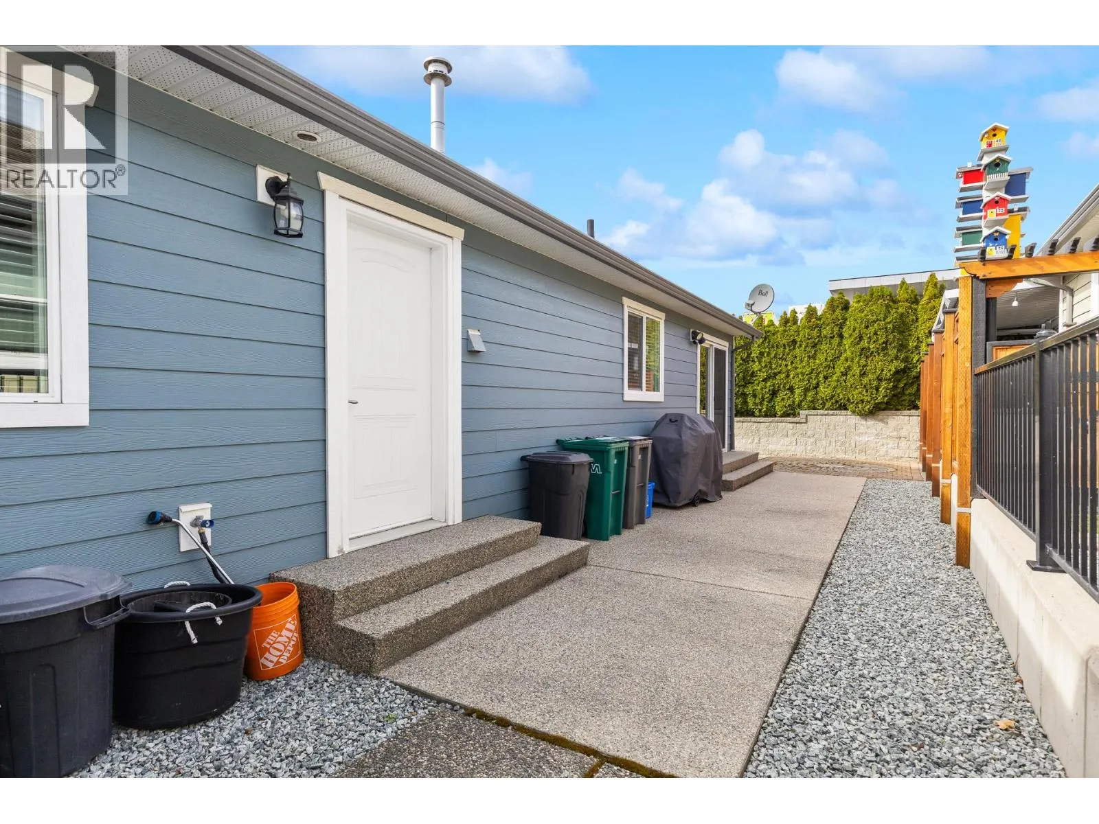 3360 Mimosa Drive