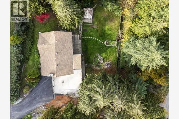 2455 Forest Drive