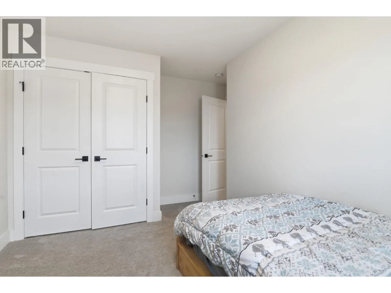 1999 15 Avenue Unit# 6