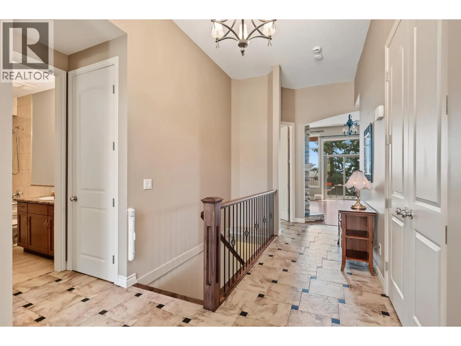 2405 Cobblestone Road