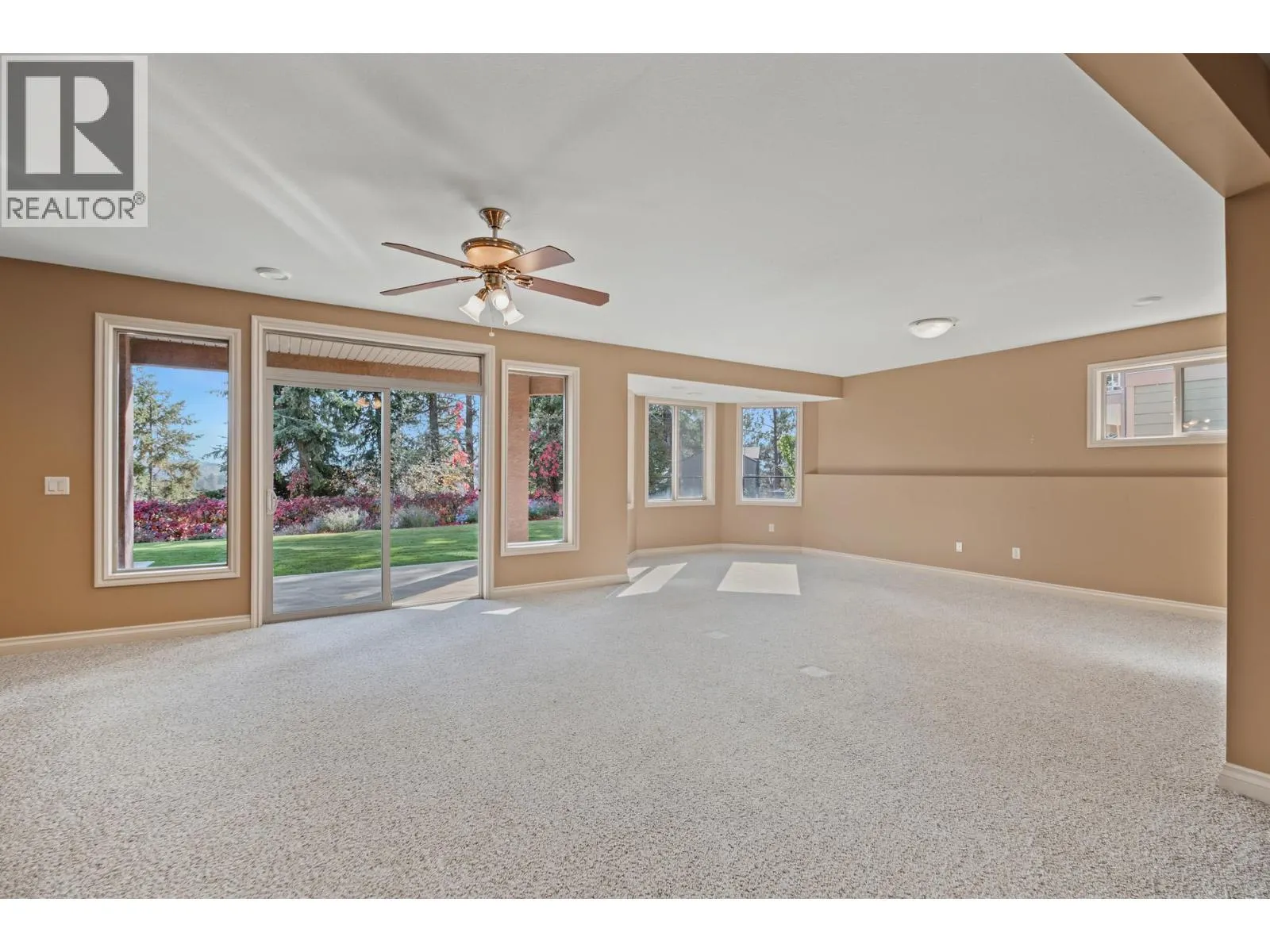 2405 Cobblestone Road