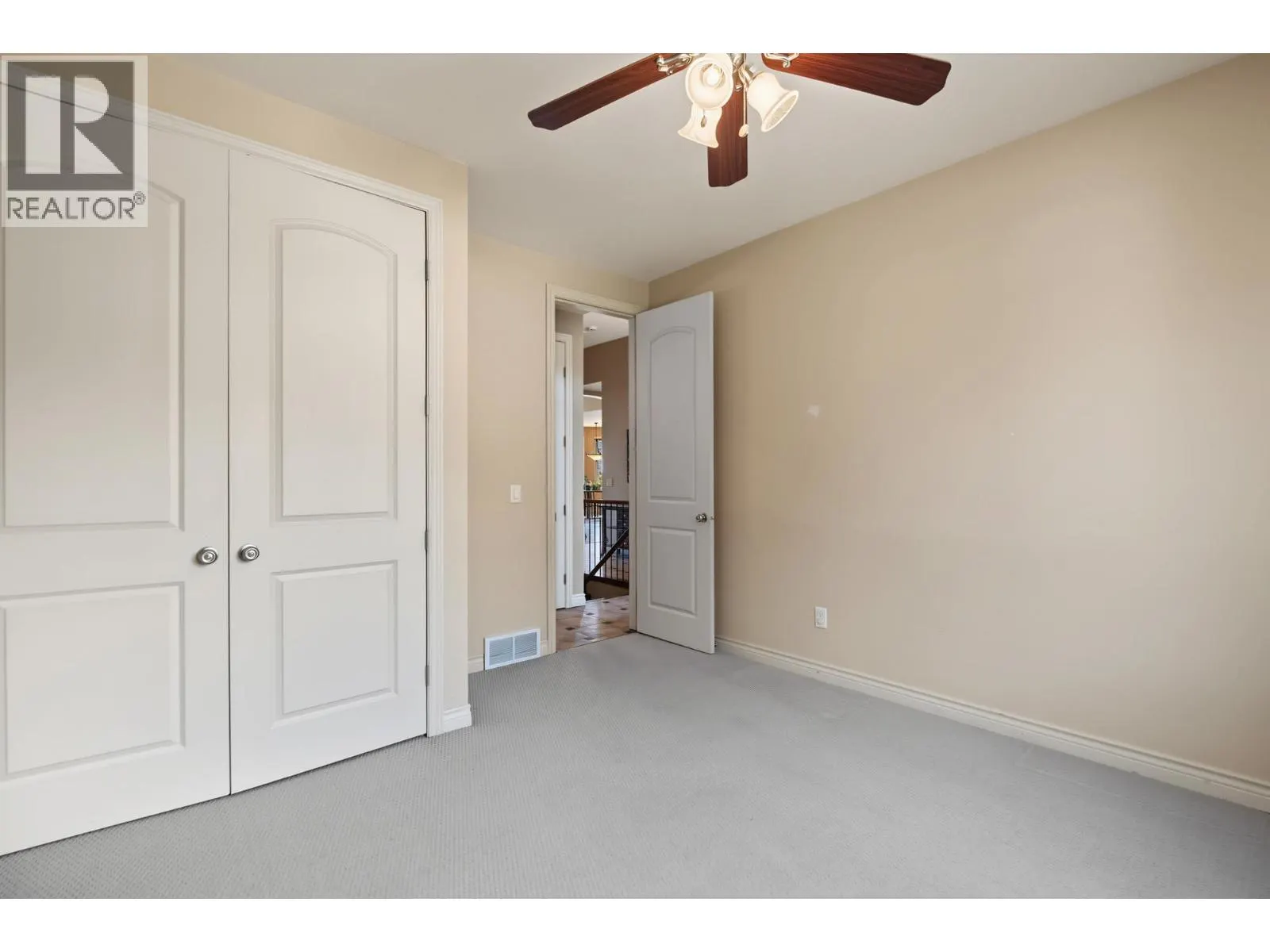 2405 Cobblestone Road