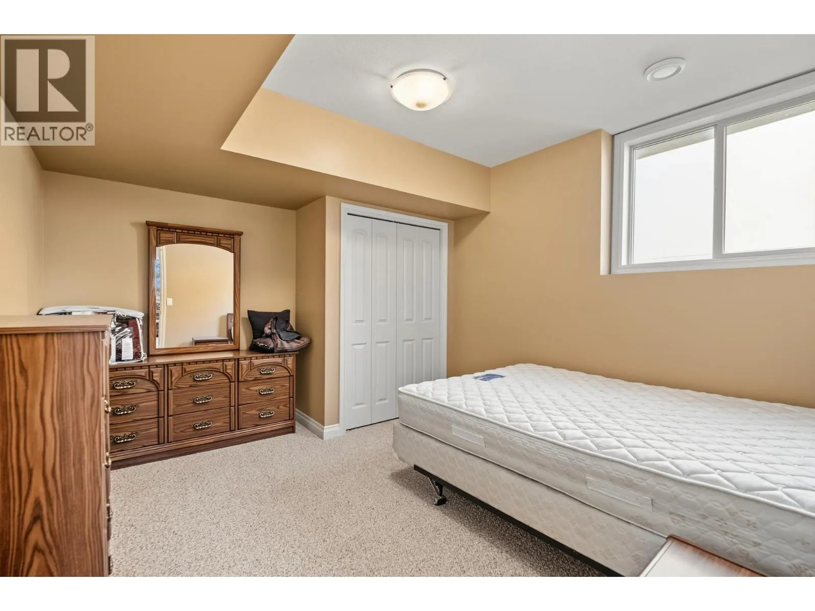 2405 Cobblestone Road