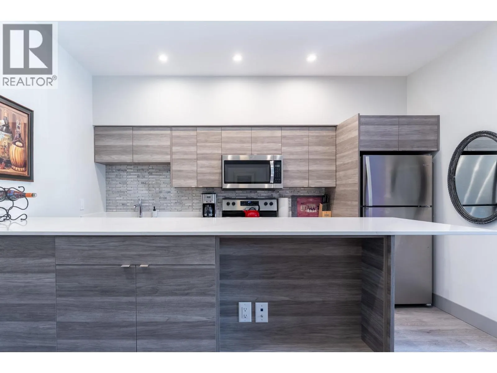2555 Lakeshore Road Unit# 514